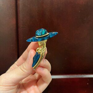 park lane vintage brooch excellent condition lady with a hat-green blue color